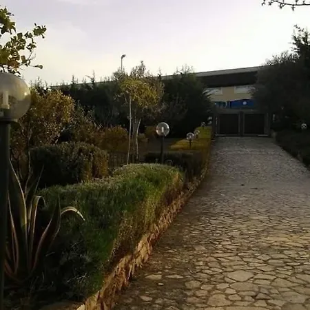 La Casetta Di Tiziana Villa San Cataldo (Sicily)