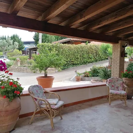 Villa La Casetta Di Tiziana San Cataldo (Sicily)